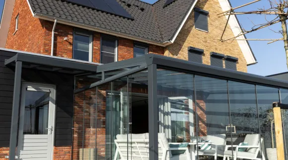 tuinkamer achterdeur overkapping