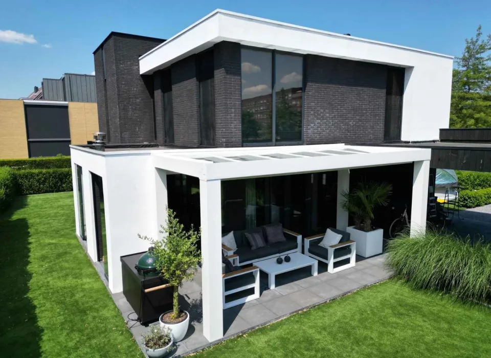 veranda's verandaliving