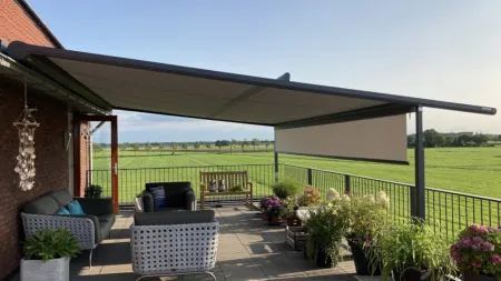 Pergola zonwering op staanders