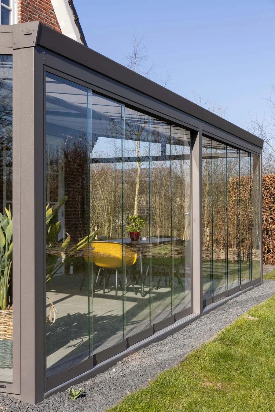 dubbele set glazen schuifdeuren